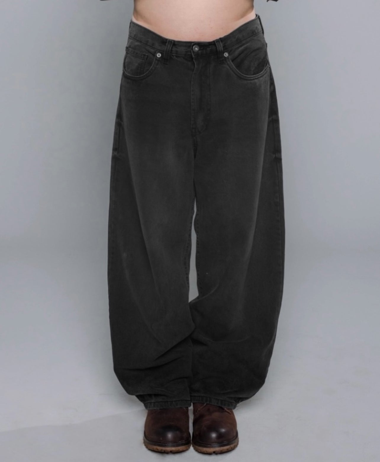 BLACK WIDE PANTS 03